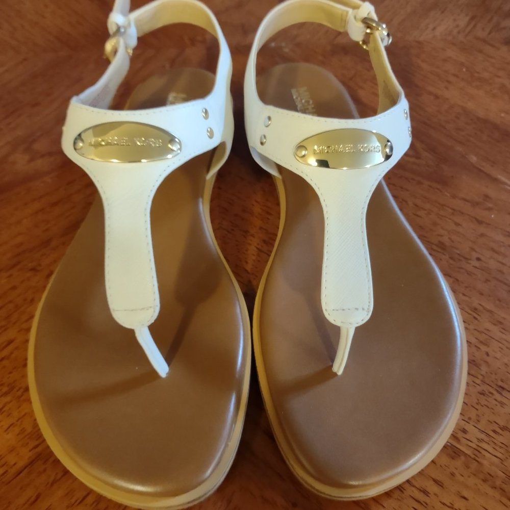 Michael Kors Thong Sandals , 6.5